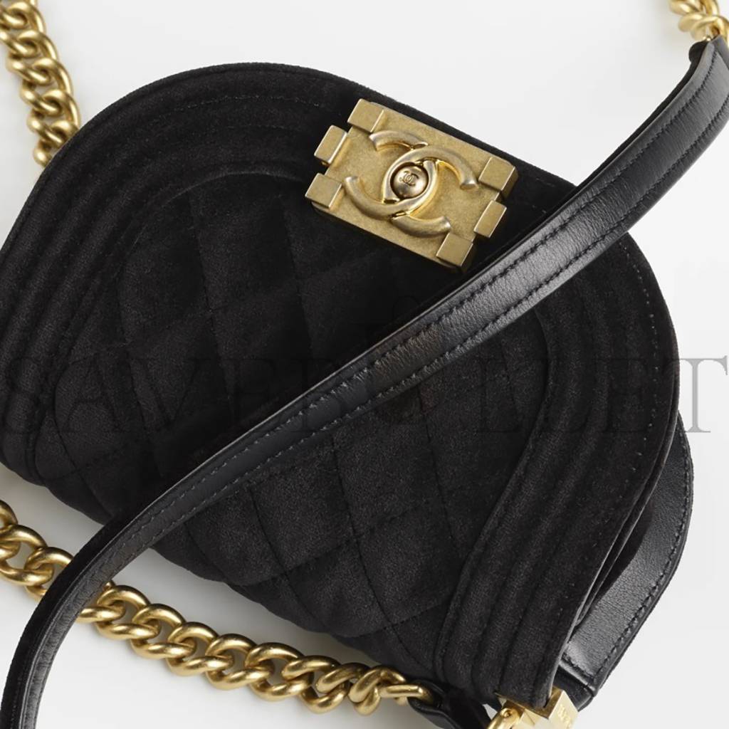 CHANEL VANITY WITH CHAIN AP2937 B08845 94305 (19.2*12.3*3.5cm) CHANEL VANITY WITH CHAIN AP2937 B08845 94305 (19.2*12.3*3.5cm)